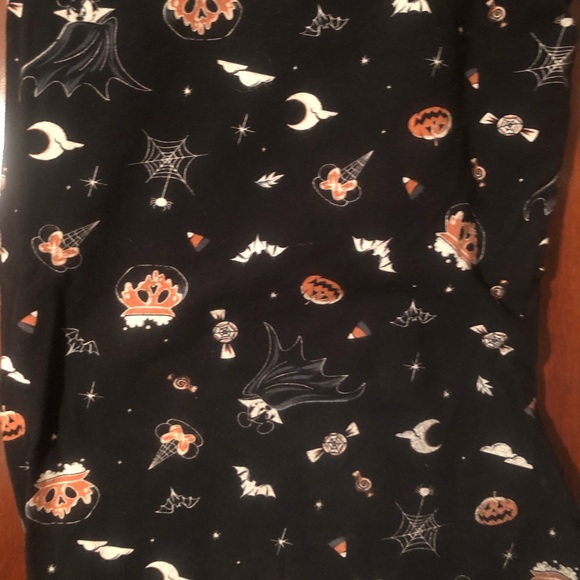 Disney Halloween leggings - Picture 2 of 3